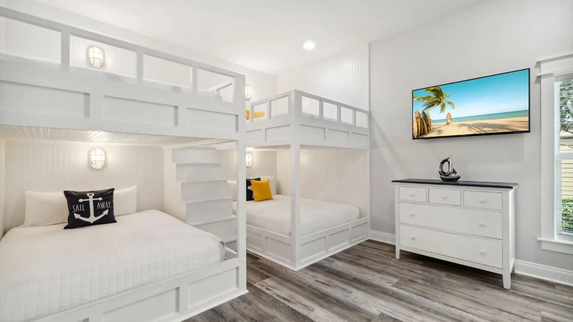 Holiday home Vast Cay Castle With Private Beach And Game Room Destin